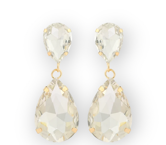 Lightweight dazzling wedding earrings