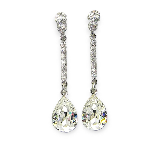 Lightweight sparkling earrings for weddings
