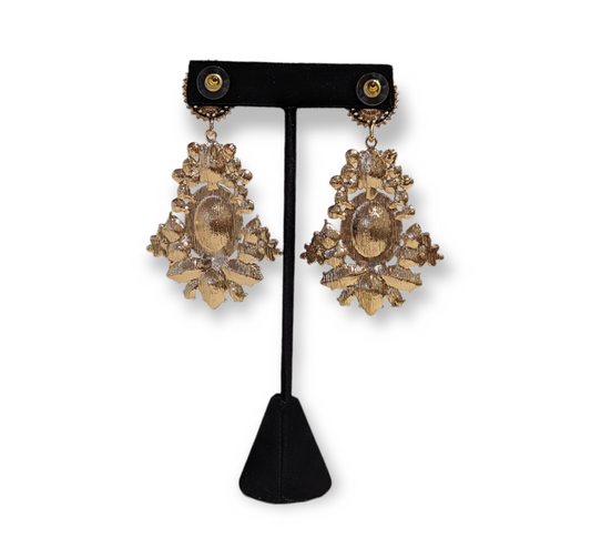 Fashionista Earrings featuring chic, modern design, perfect for trendy and stylish outfits.