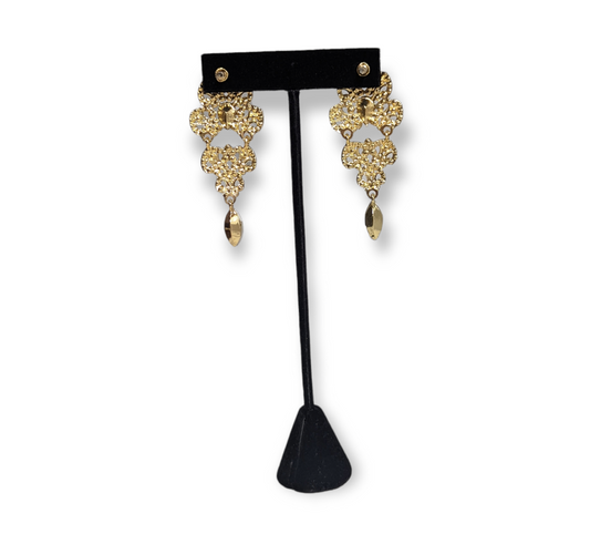 Gold Vintage Earrings with a retro-inspired design, perfect for elegant and timeless style.