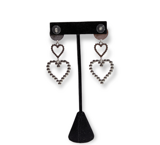 Pearla Loves Her Earrings featuring luminous pearls with a romantic, stylish design, perfect for elegant and casual outfits.