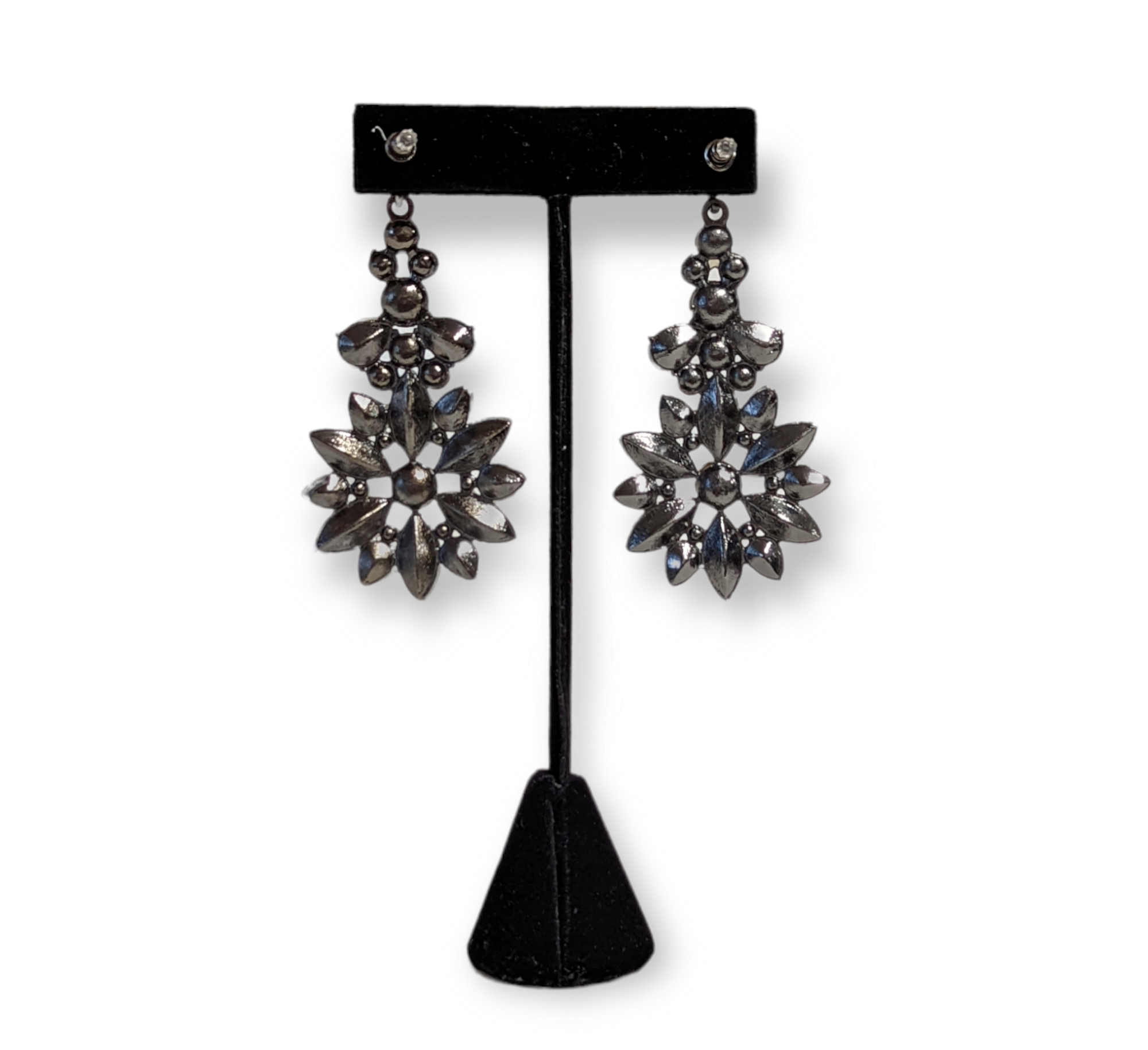 Her Inner Beauty Earrings featuring delicate design, perfect for elegant and graceful style.
