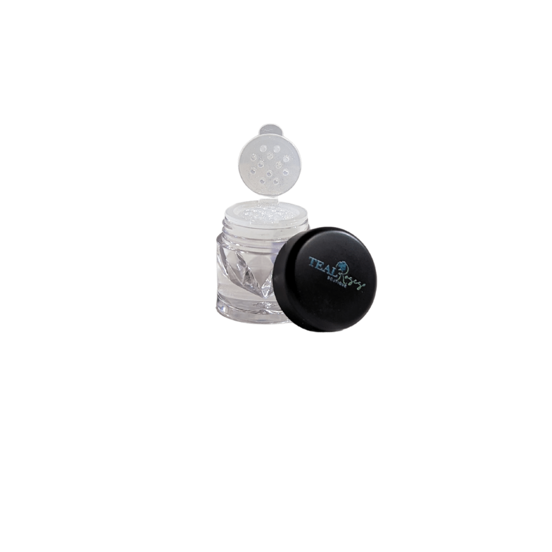 Matte pearl eyeshadow in soft, pigmented shade for smooth, long-lasting eye makeup