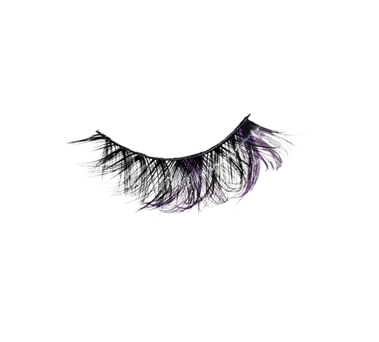 Queens Colorful Eyelashes in vibrant, bold colors.
